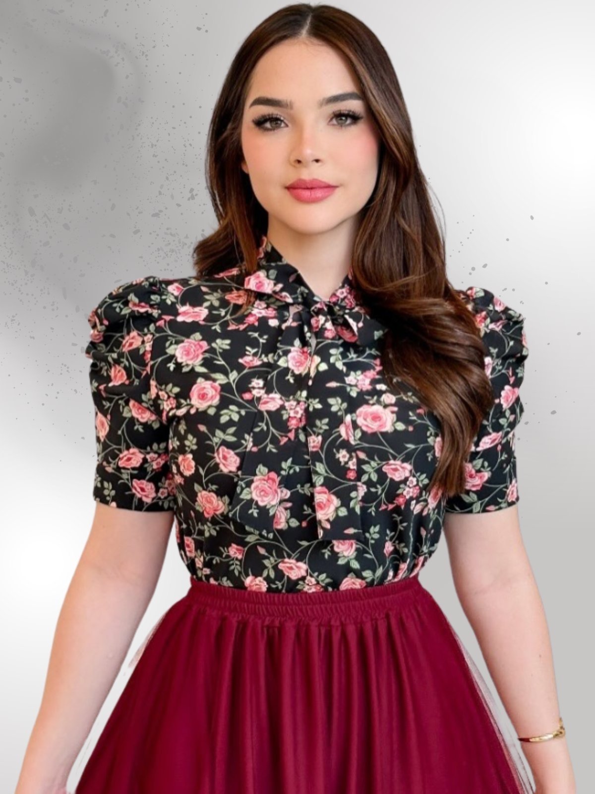 Blusa Feminina Urbania Estampada Floral Estilo Romântico e Conforto no Dia a Dia Plus Preta