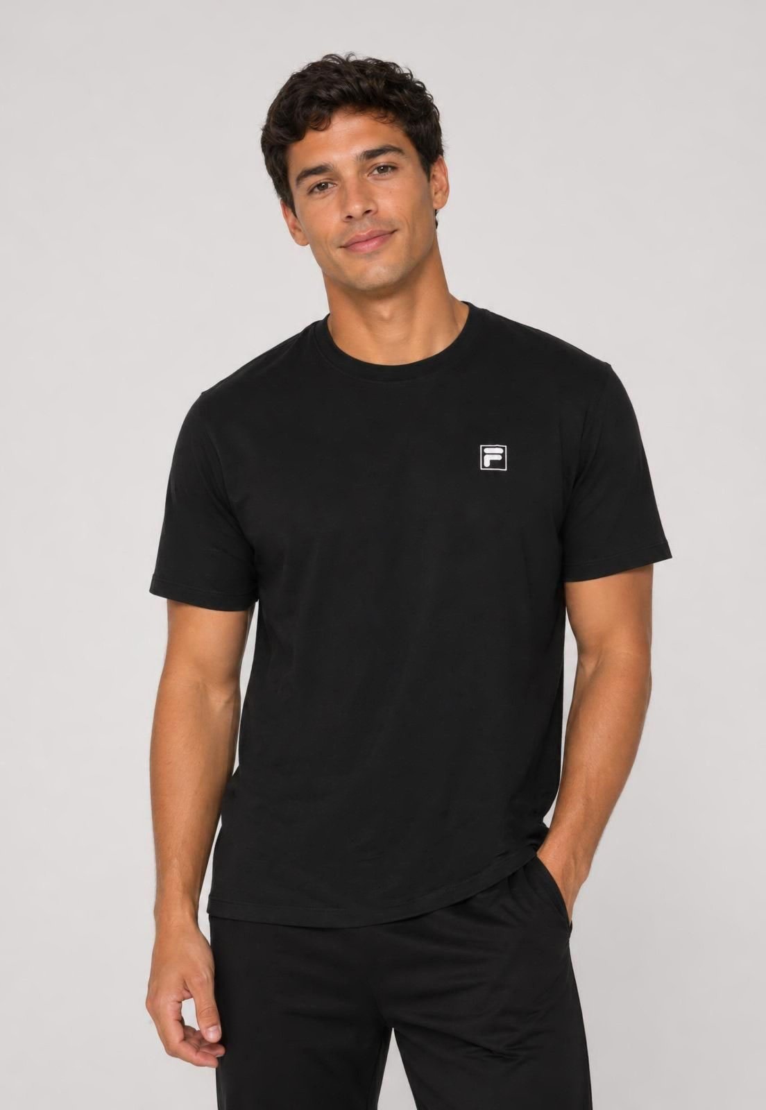 Camiseta Masculina Fila Comfort Classic Preta