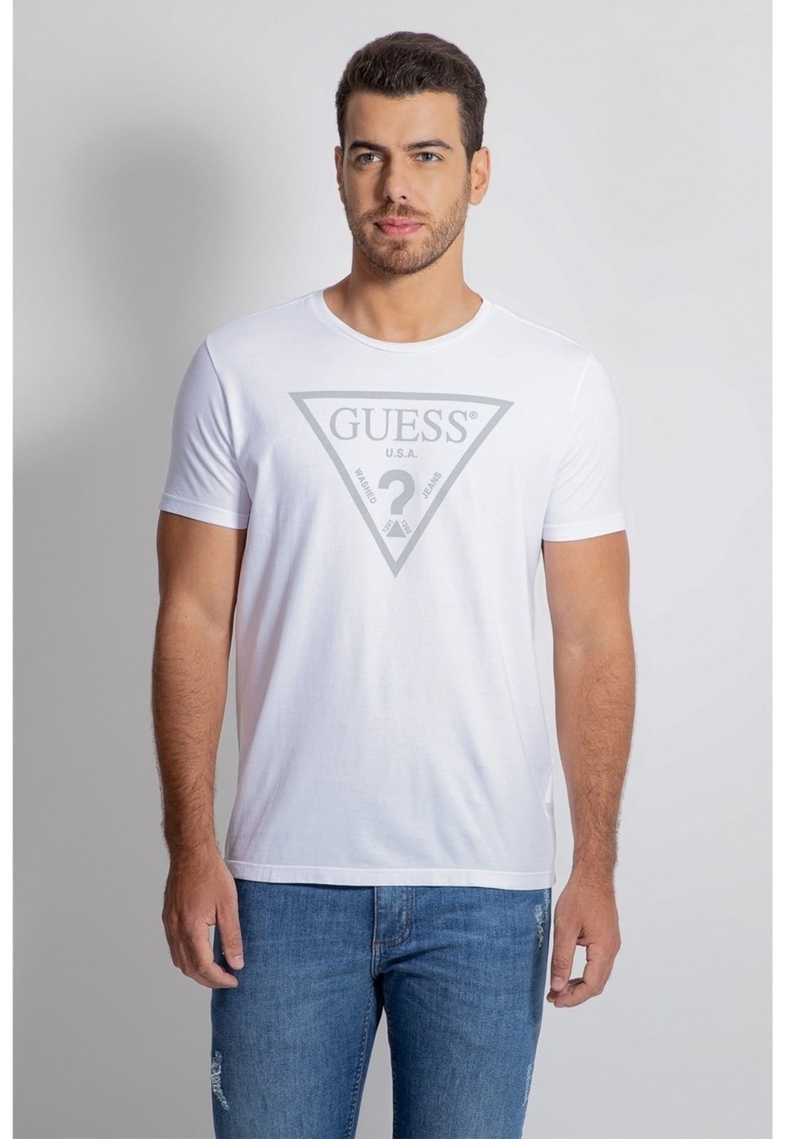 Camiseta Logo Triangulo Relevo Guess Branco