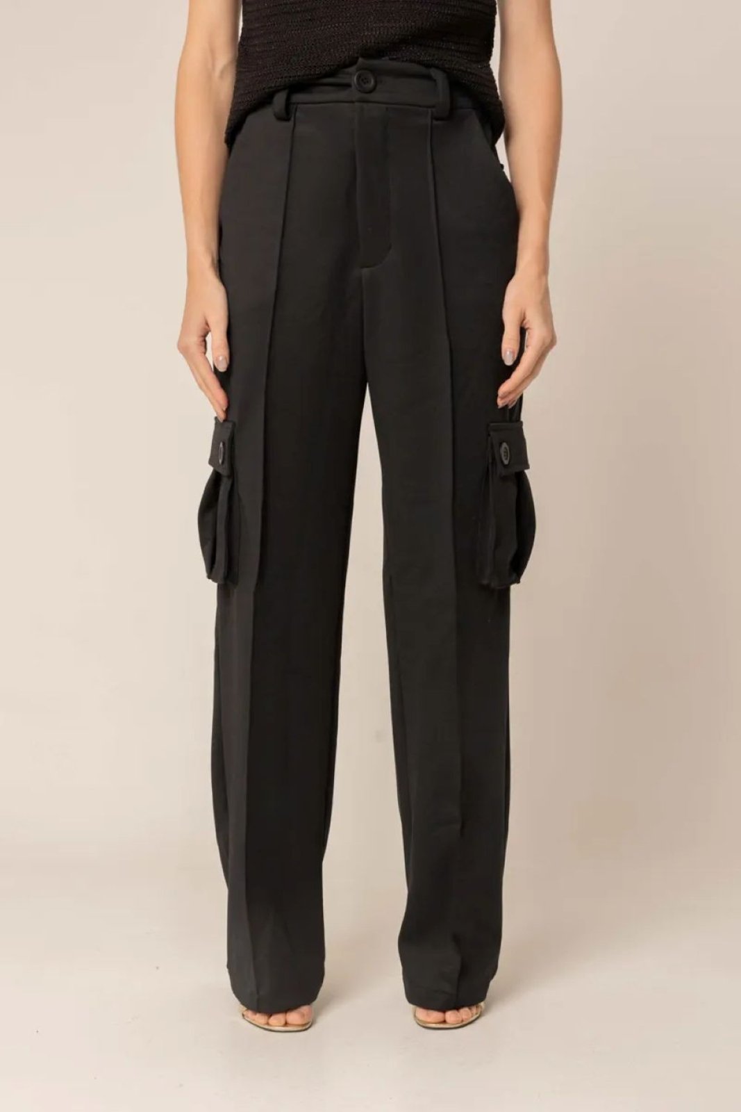 Calça Cargo Com Friso Lia – Preta