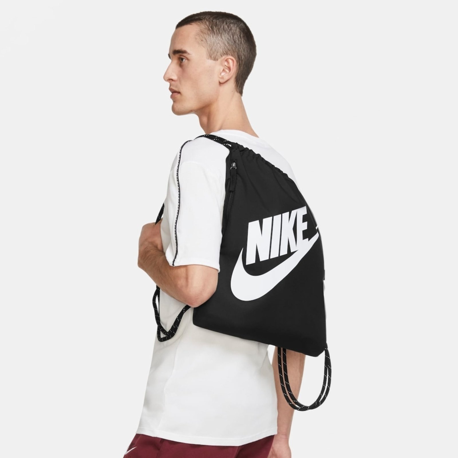 Vista 3 Sacola Nike Heritage Drawstring Unissex preto Nike preto