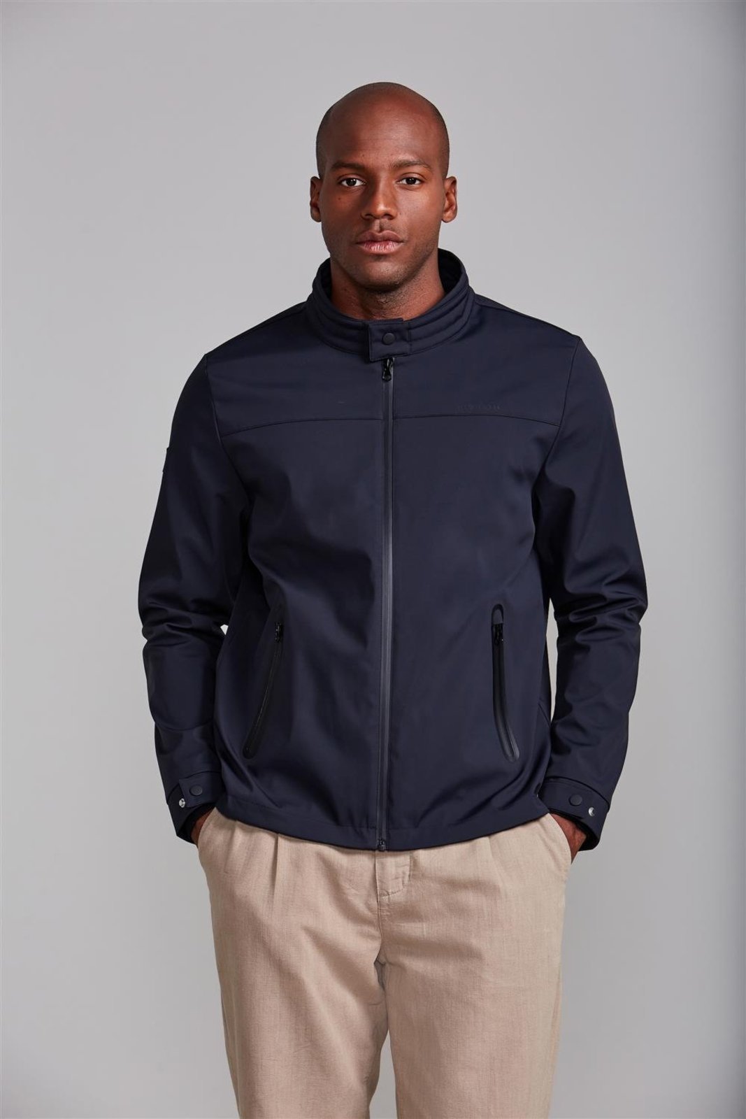 HIGHSTIL Jaqueta Corta Vento – Preto