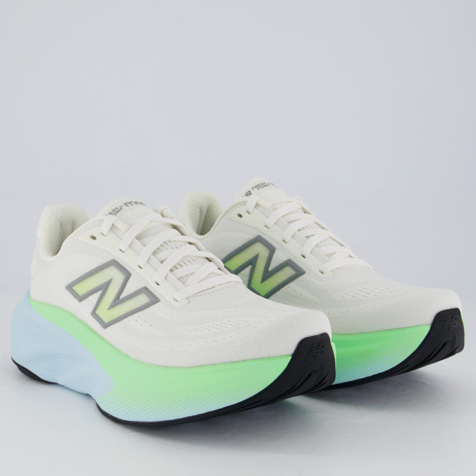 Vista 3 Tênis New Balance Fresh Foam X More V6 Feminino Off White e Verde branco white New Balance branco white