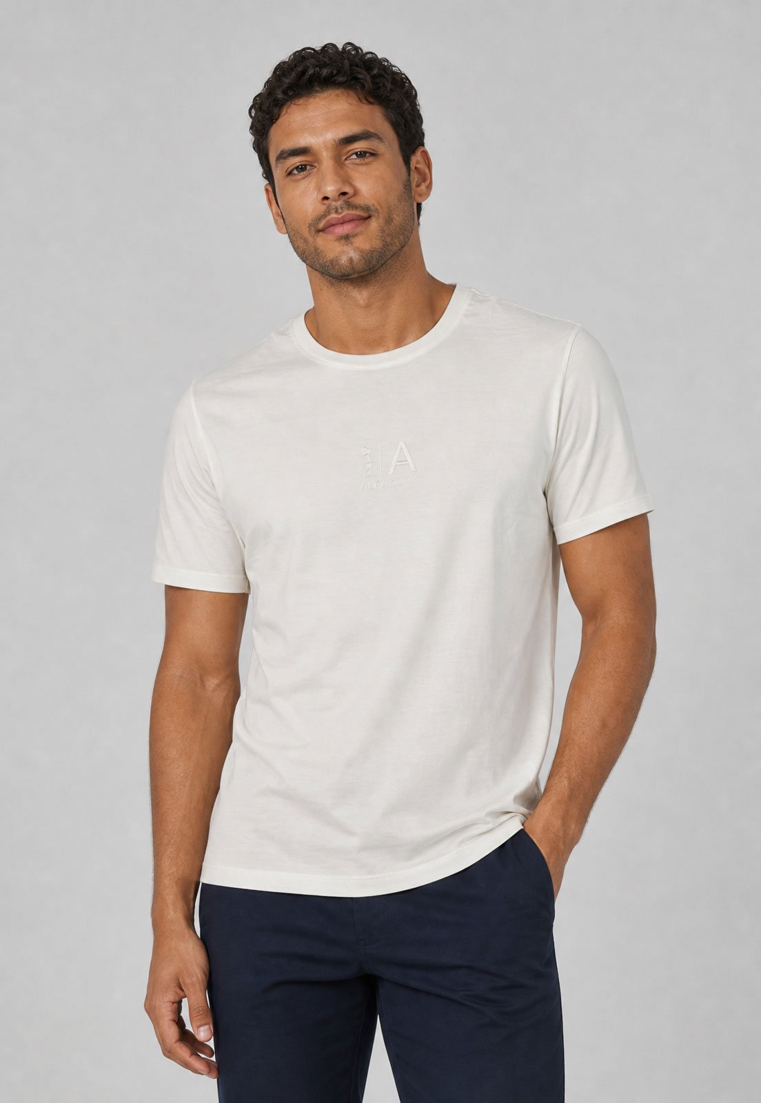 Camiseta Masculina Aleatory Logo Branca