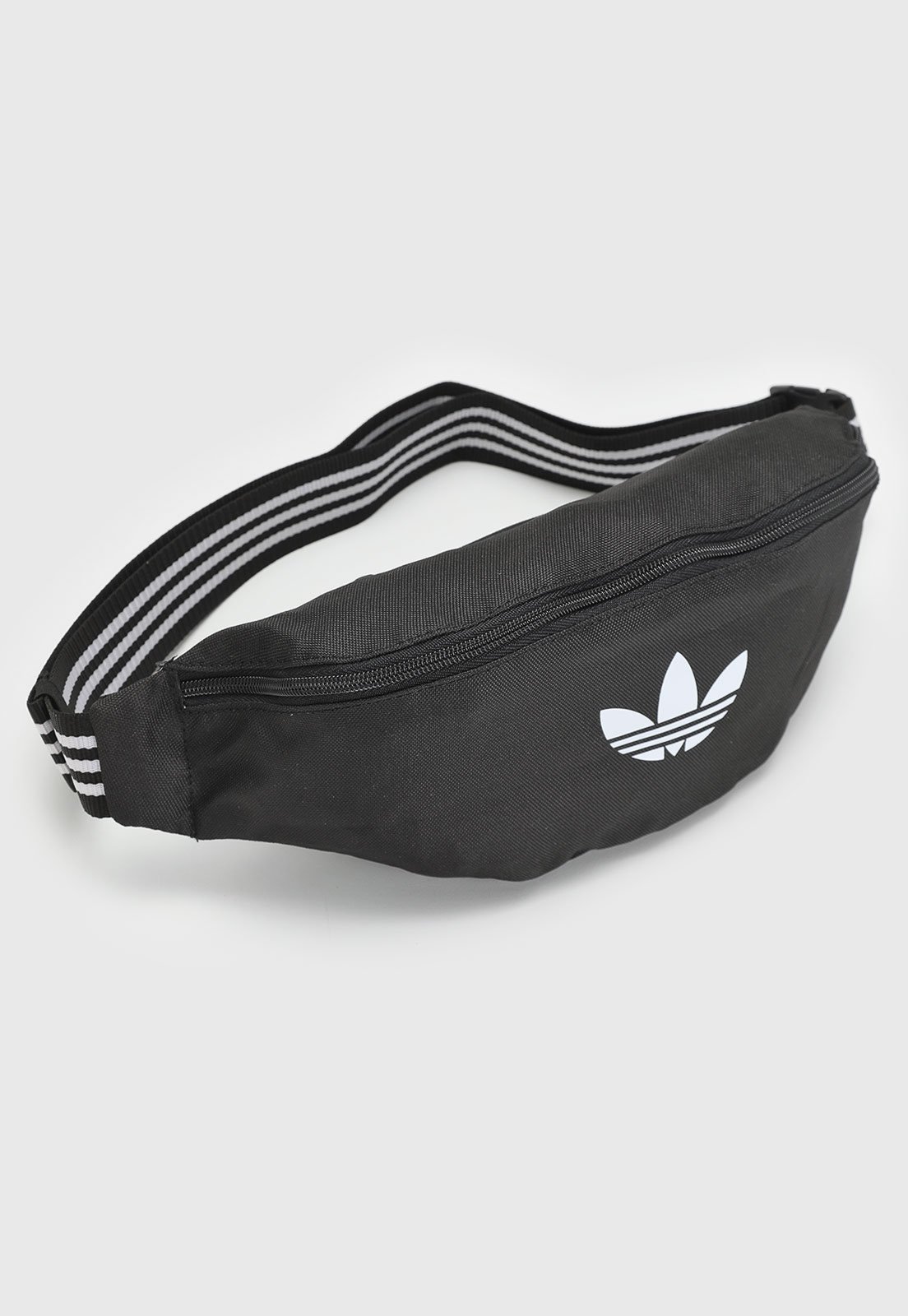 Pochete Transversal Adidas Originals Adicolor Preta — R$ 104,99 em Dafiti br