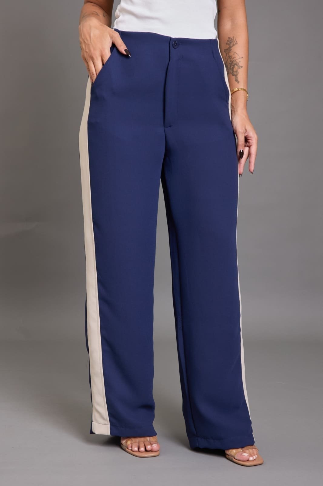 Calça Pantalona com Faixa Lateral Cintura Alta Marinho Lemier Collection