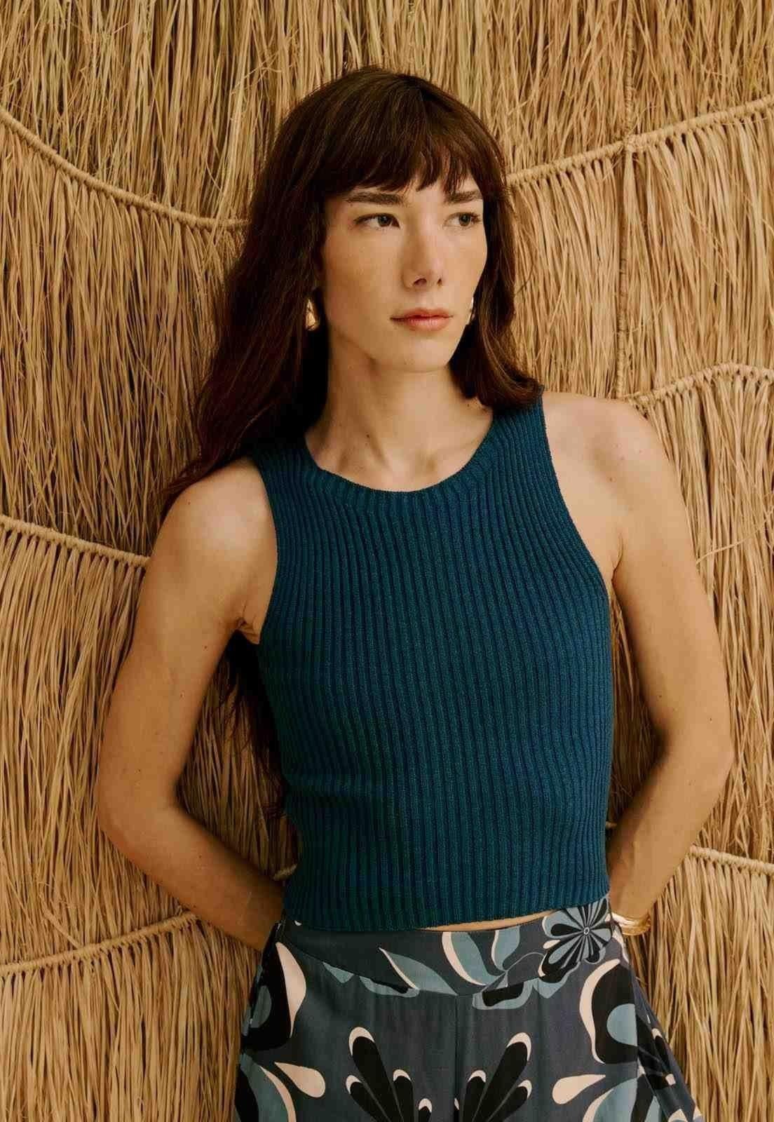 Blusa Tricot Básica Azul