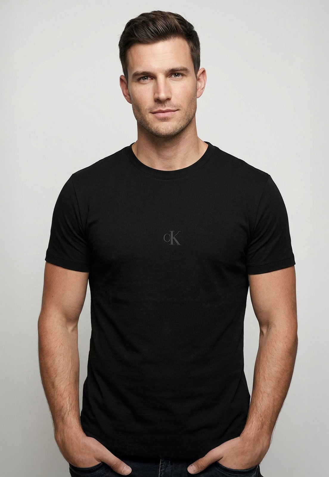 Vista 2 Camiseta Masculina Calvin Klein Jeans CK Rubber Patch Preta preto Calvin Klein Jeans preto