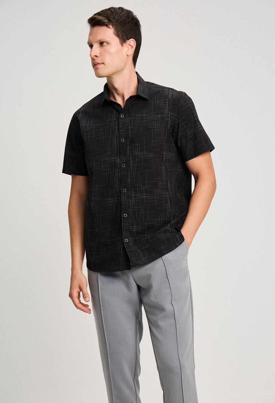 CAMISA DOCTHOS RELAXED FIT MANGA CURTA RISCOS PREMIUM COTTON CAMISA DOCTHOS RELAXED FIT MANGA CURTA RISCOS PREMIUM COTTON 003 PRETO GG