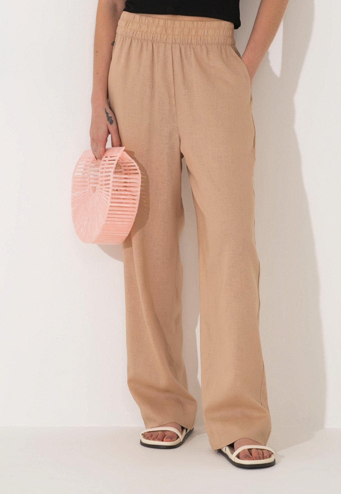Vista 3 Calça Linho Traymon Comfy Com Bolsos bege Traymon bege