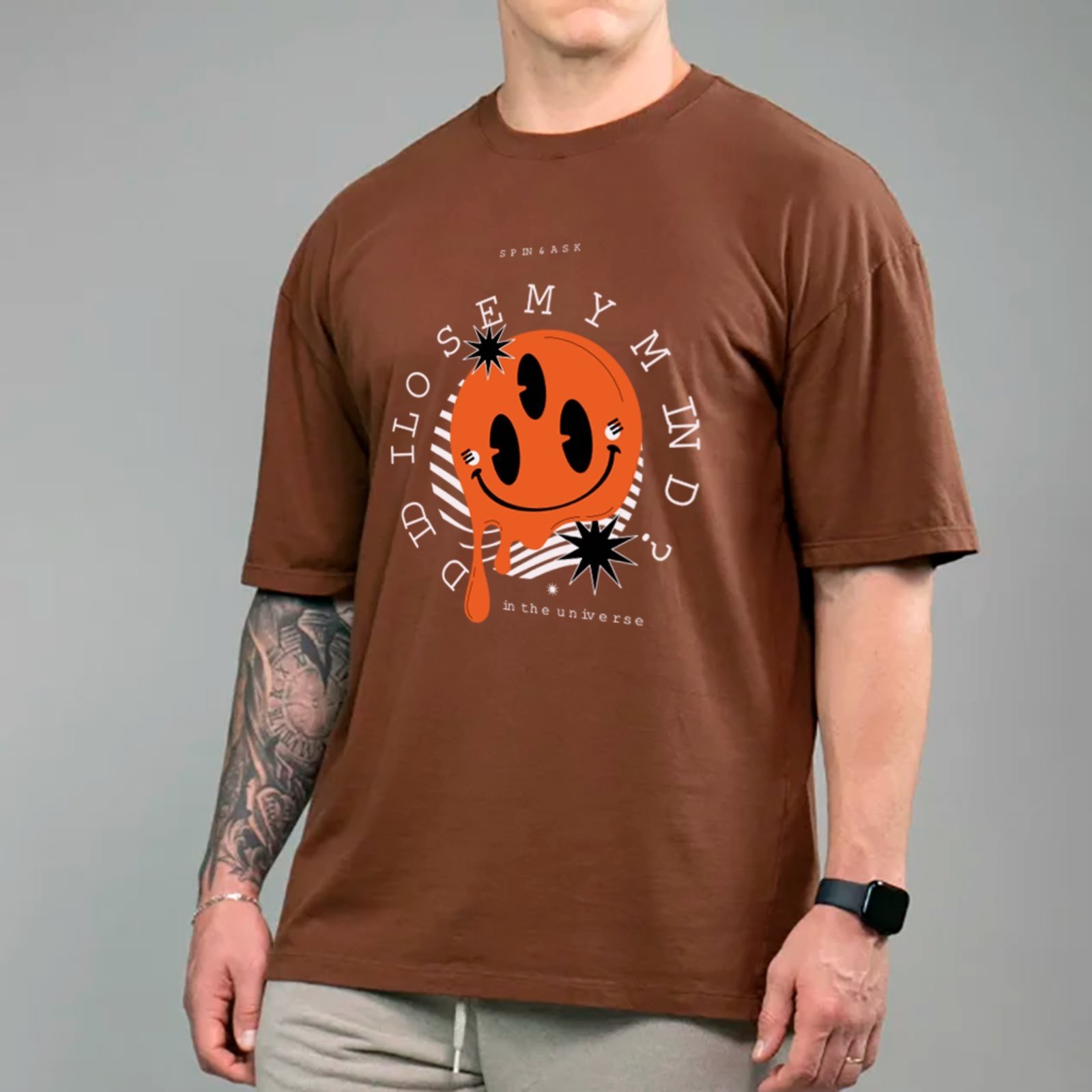 Camiseta Ousy Smile Trippy Oversized Unissex Marrom