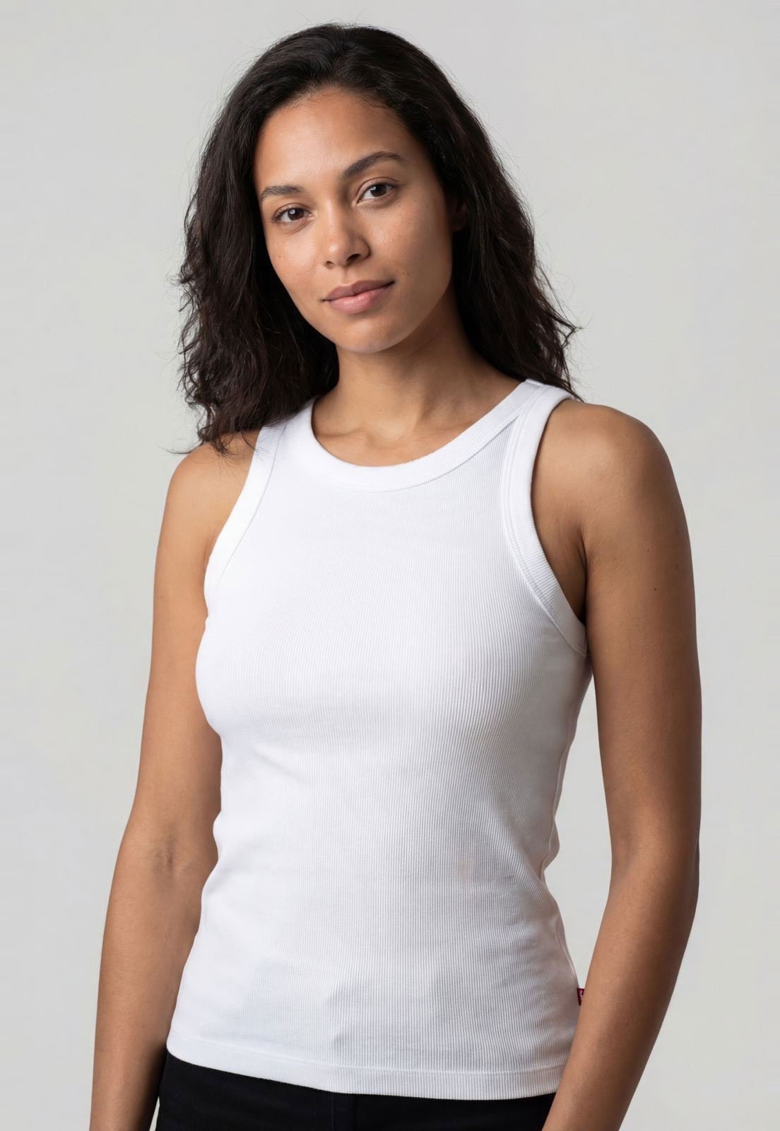 Vista 2 Camiseta Feminina Levis Essential Racer Tank Branca branco Levis branco