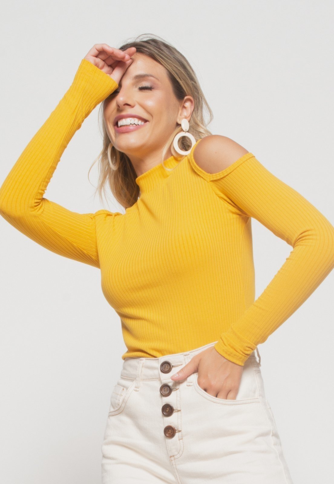 Vista 2 Blusa Salvatore Ombro Vazado Manga Longa Canelada Mostarda amarelo amarelo