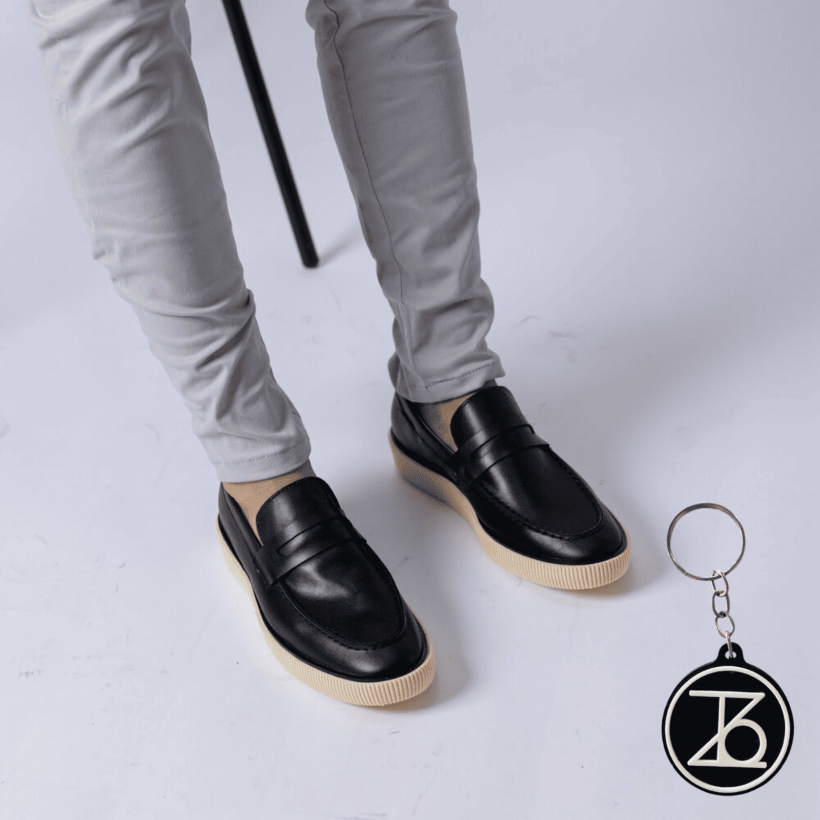 Sapato Social Mocassim Masculino Couro Legítimo Conforto Elegância + Brinde Chaveiro Thézb