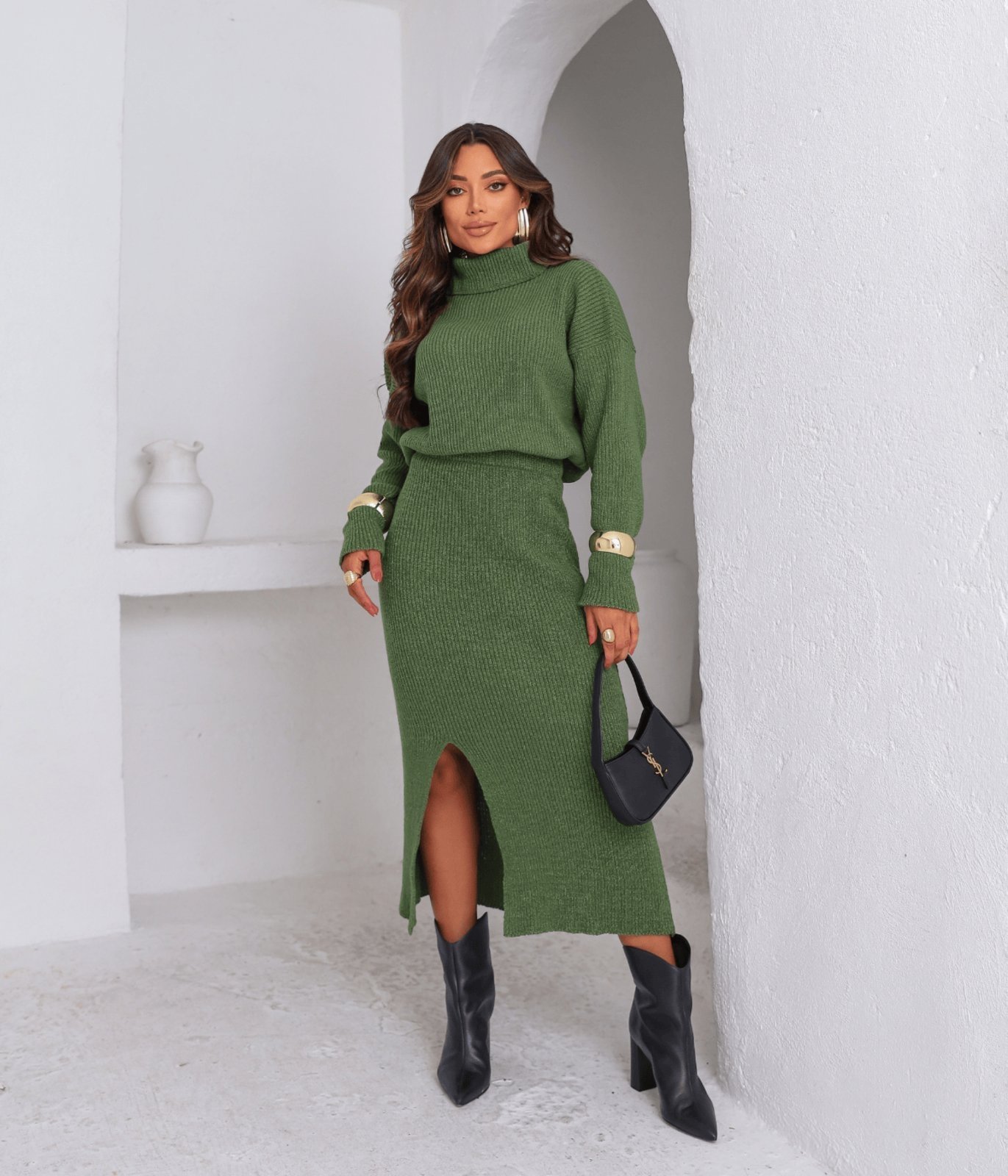 Conjunto Mousse Cherry Line Blusa Gola Manga Longa Saia Midi Fenda Verde