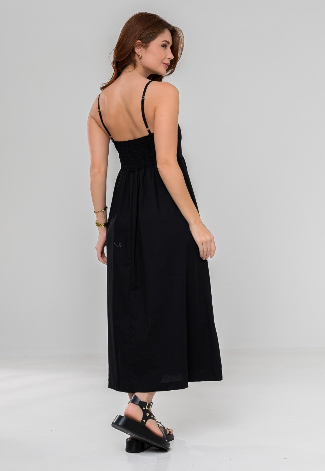Vista 3 Vestido Aura Melissa Alças Tricoline preto Aura preto