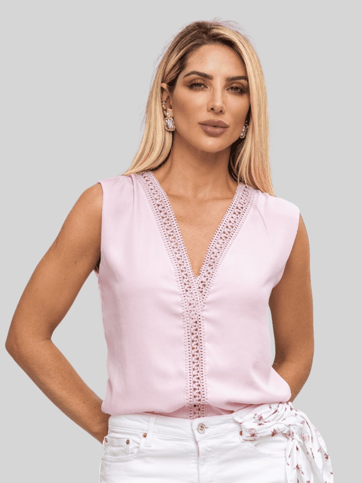 Blusa Miss e Misses Cibele Crepe C/ Detalhe Guipir Rosa