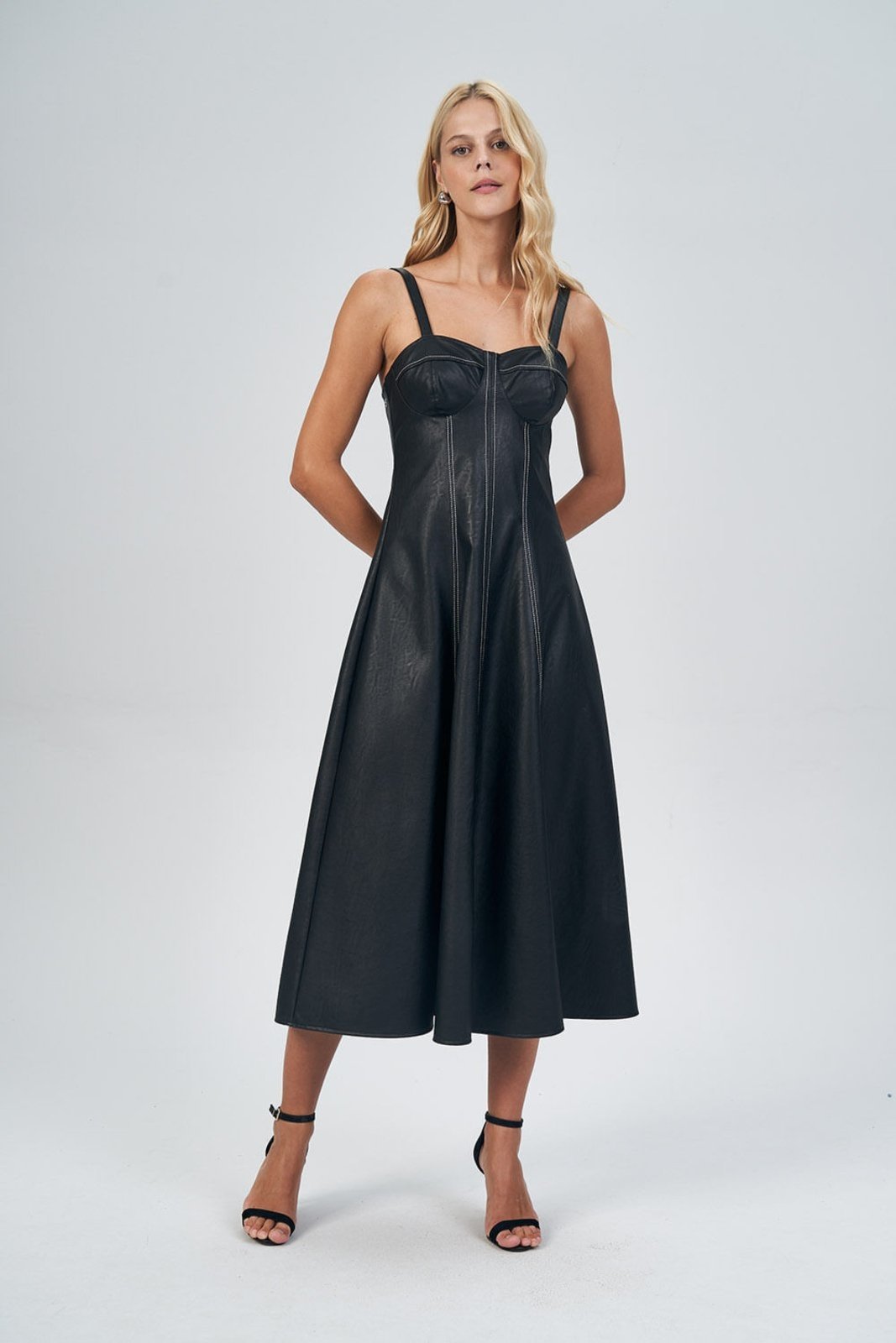 Vestido Elegant Dash PU Feminino Acostamento