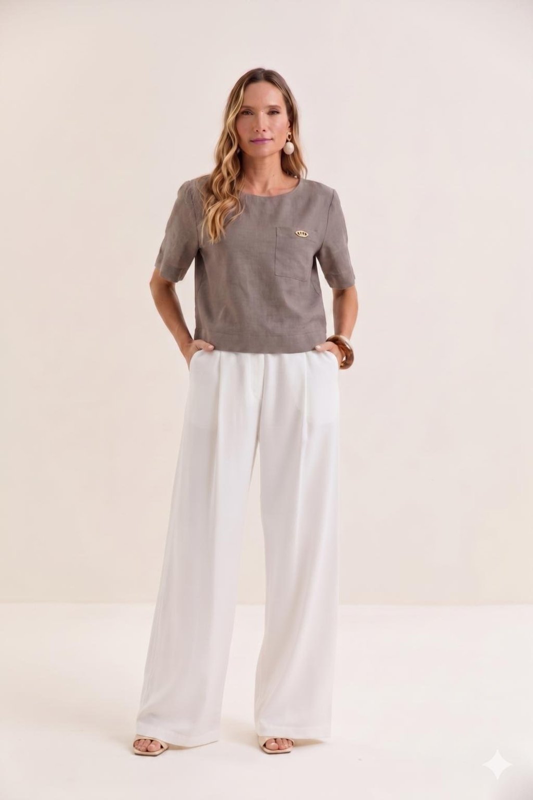 Blusa Com Detalhe Em Vivos Carlota Costa Cinza