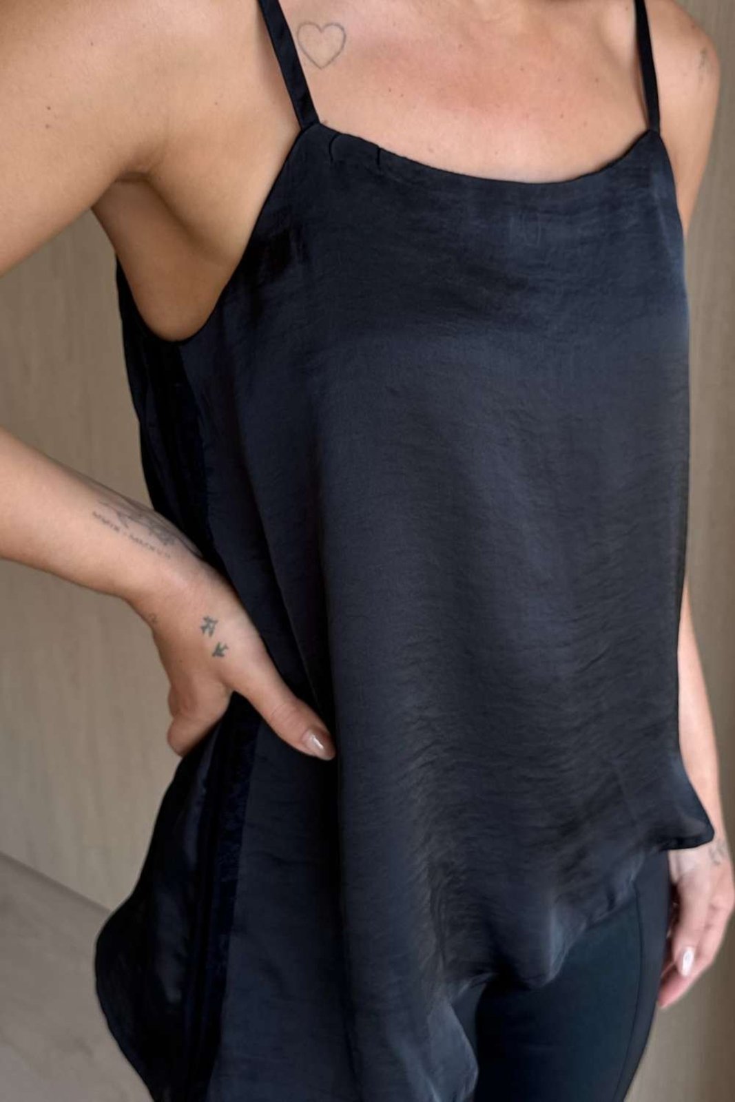 Regatinha Vanibele Satin Preto