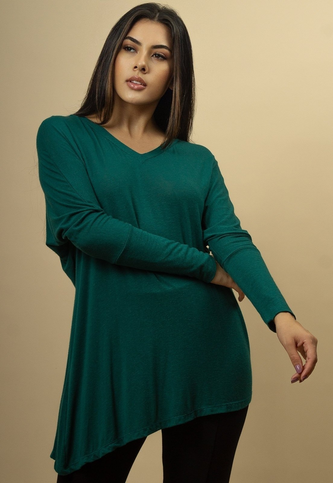 Blusa Assimétrica Malha de Manga Longa Verde Jade
