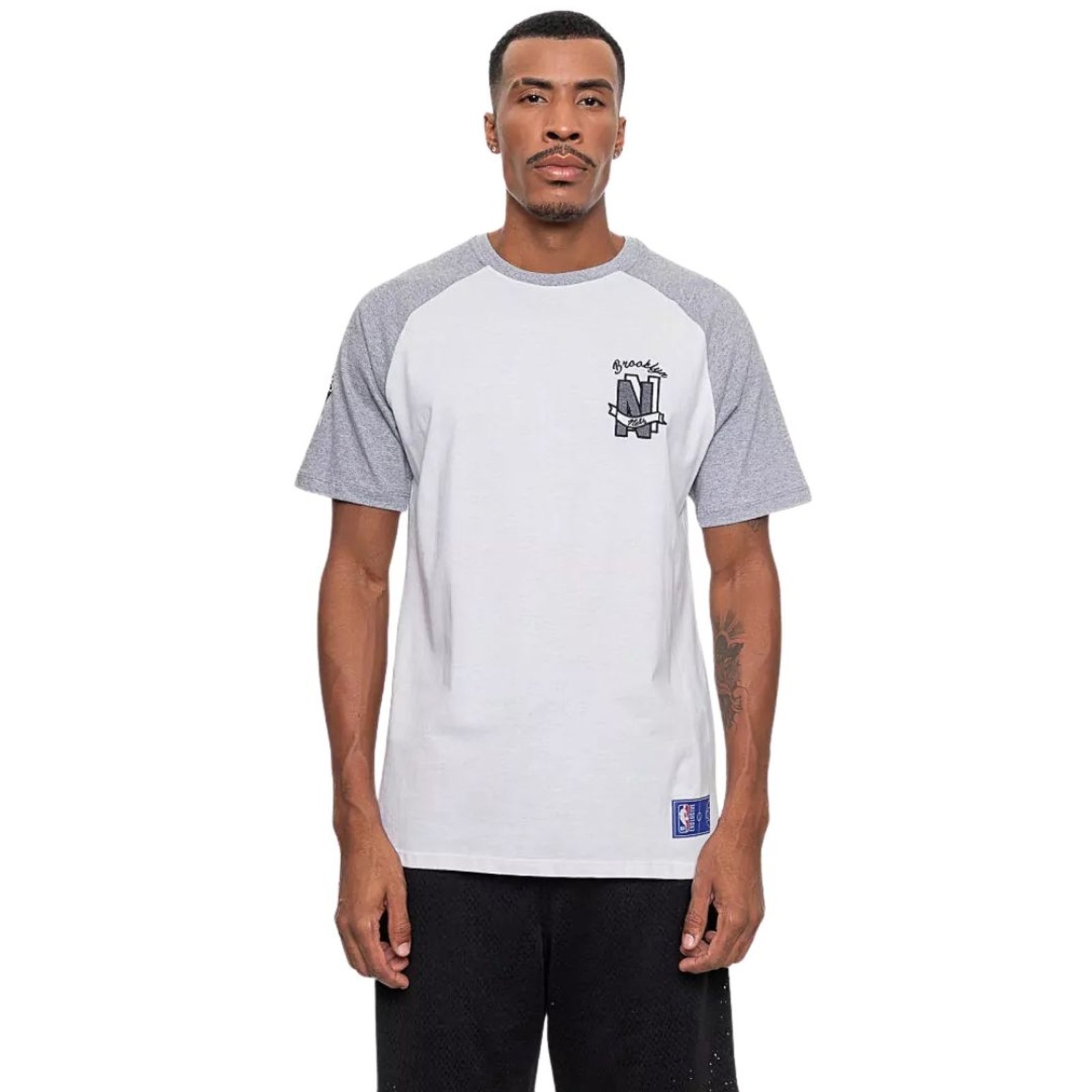 Camiseta Brooklyn Especial Logo Flag Bordado Raglan Original NBA