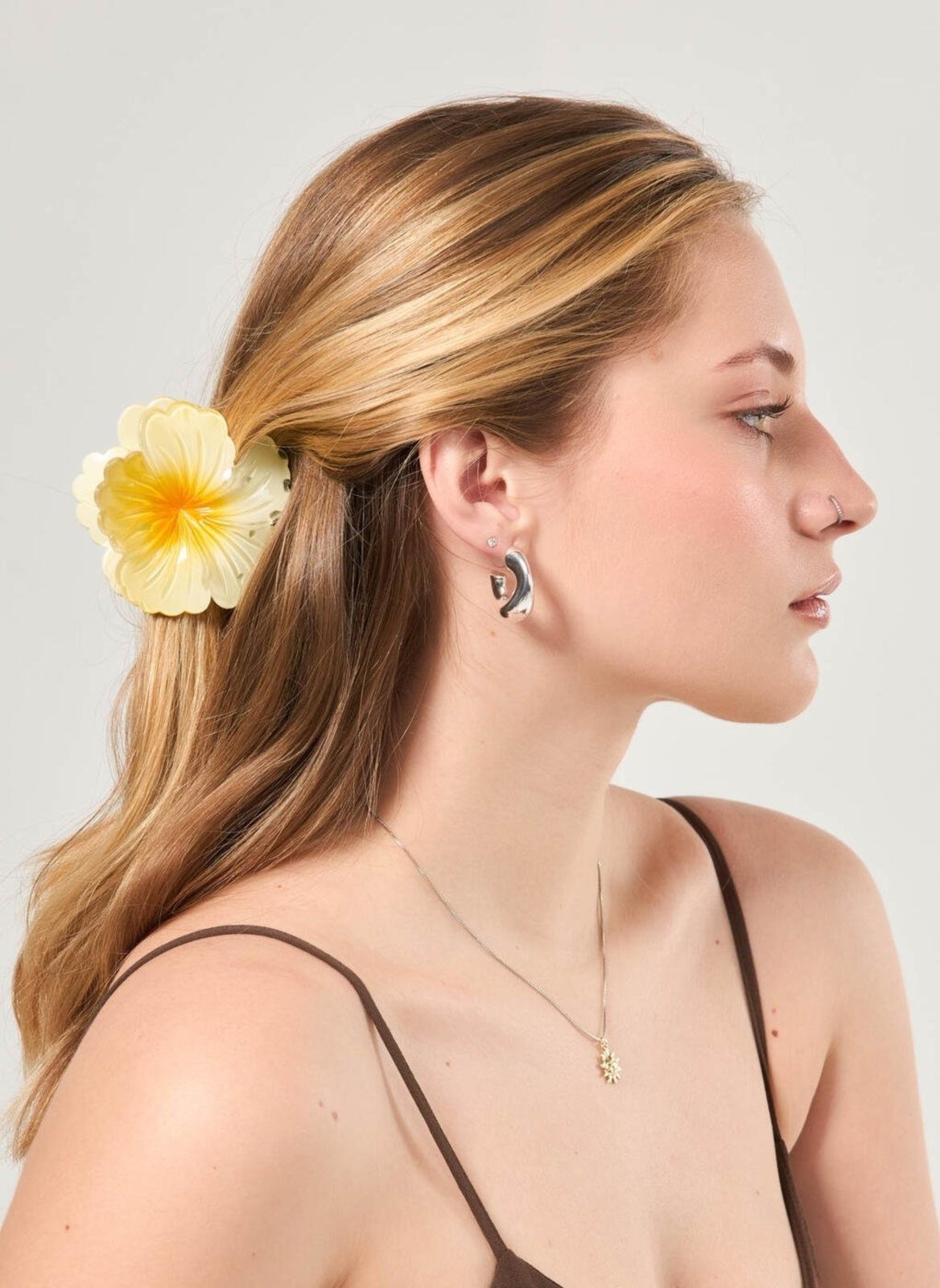 Vista 2 Piranha Flor Amarela Youcom amarelo Youcom amarelo