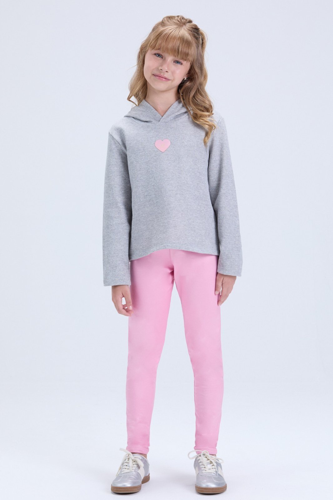 Vista 2 Infantil - Conjunto Feminino de Inverno Moletom Cropped Coração e Legging Cirrê VIDA COSTEIRA cinza VIDA COSTEIRA cinza