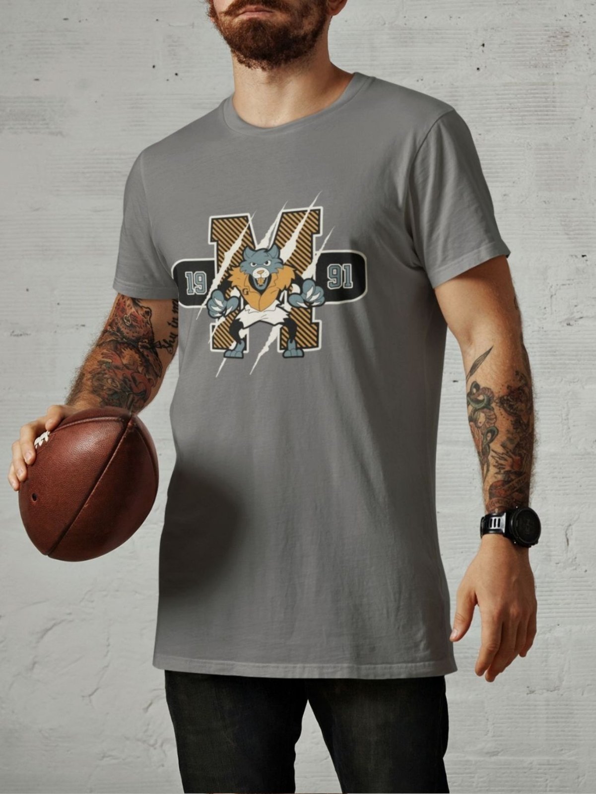 Camiseta Básica Masculina GuGi Lobo Mascote Futebol Americano Garras Chumbo