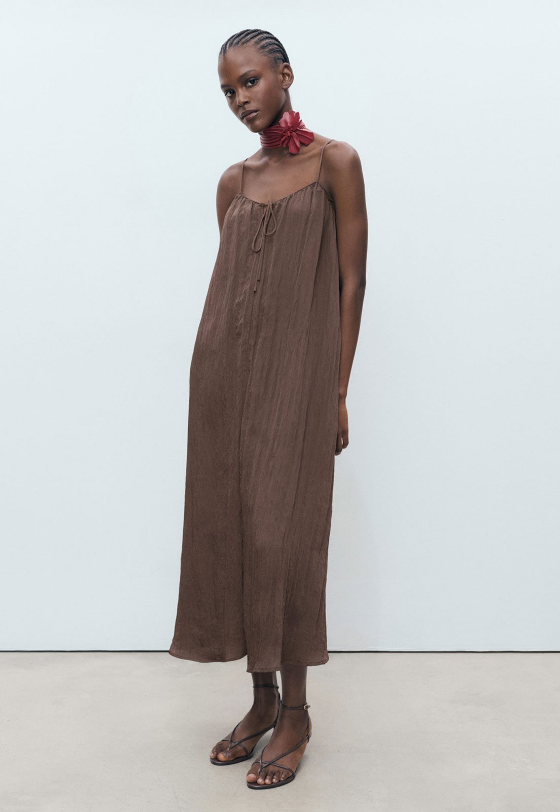 Vestido Mango Midi Foldi Marrom