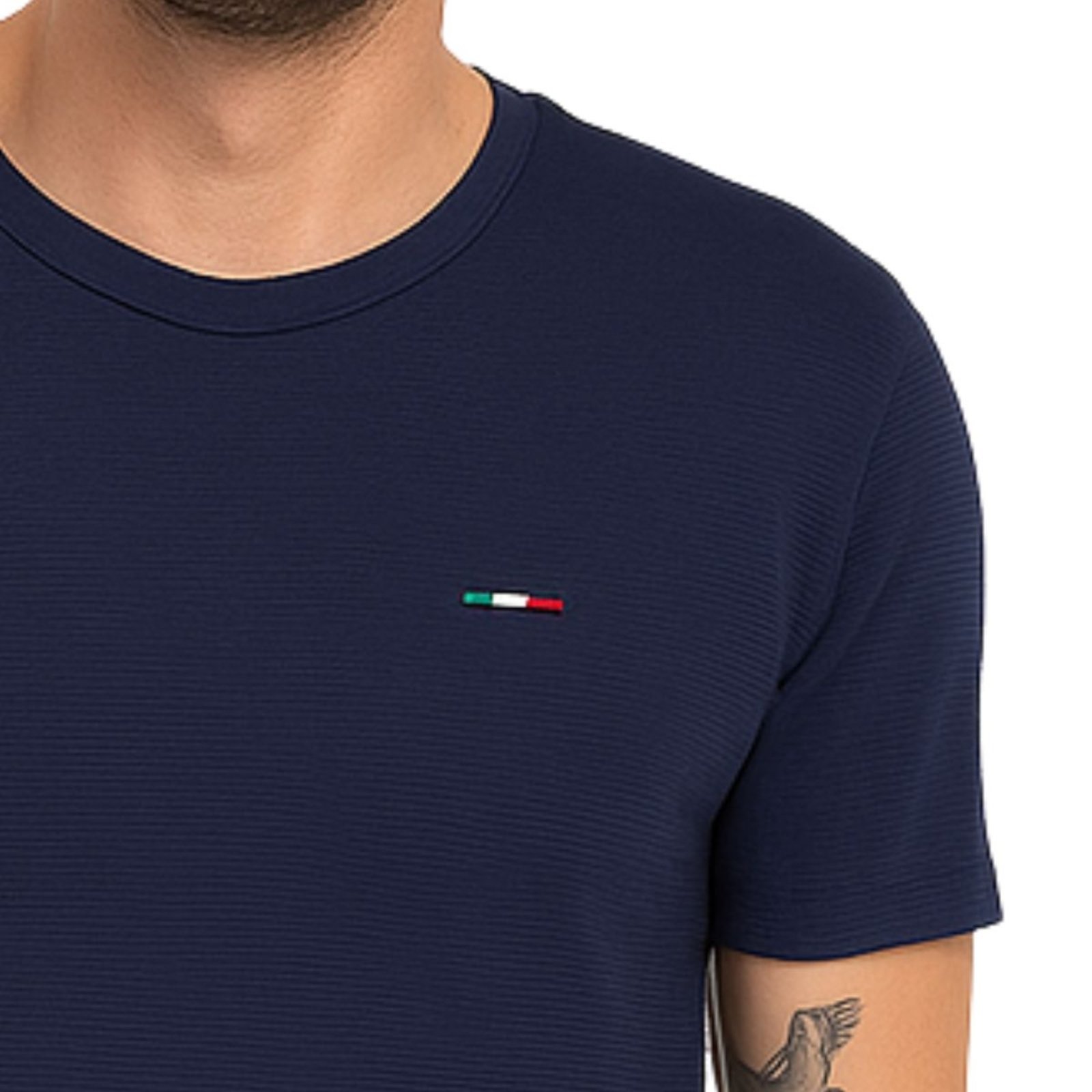 Camiseta Masculina Vih Triny Malha Fusion Premium Gola Careca Estilo Minimalista Europeu Marinho