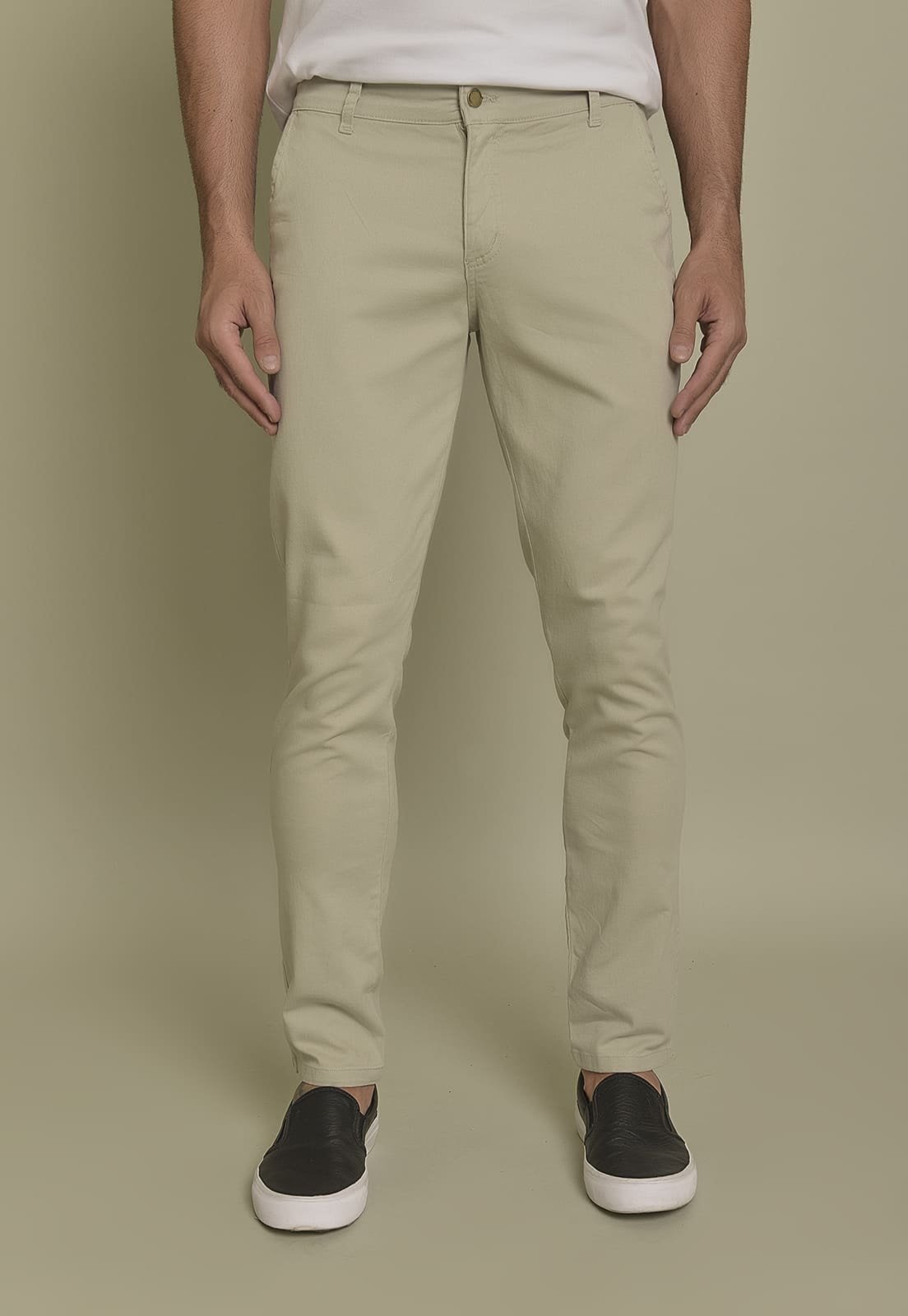 Calça Masculina Slim Fit Sport Fino em Sarja Areia Lemier Collection