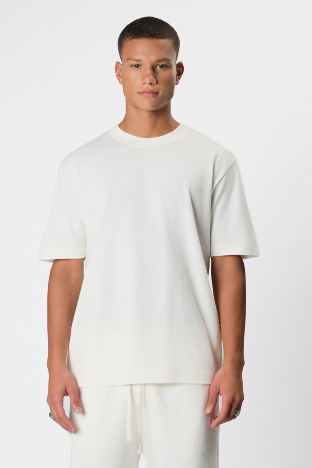 T-shirt Comfort Solid Branco THESAINT