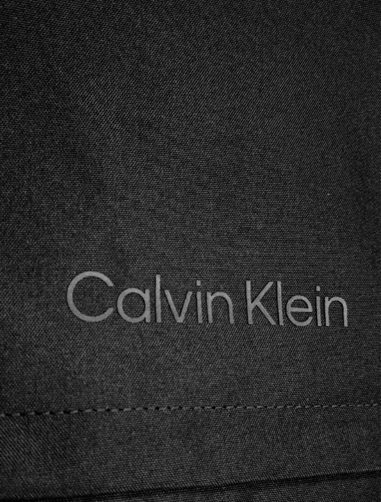 Vista 3 Mochila Calvin Klein Institutional Logo Poliéster Preta preto Calvin Klein preto