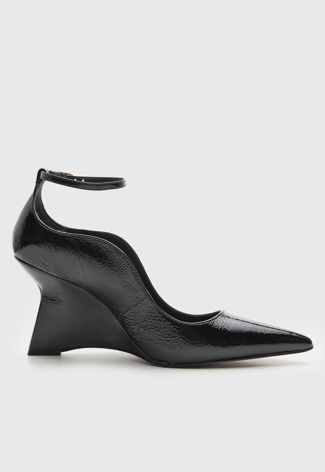 Vista 3 Scarpin Feminino Luiza Barcelos Salto Geométrico Verniz preto Luiza Barcelos preto