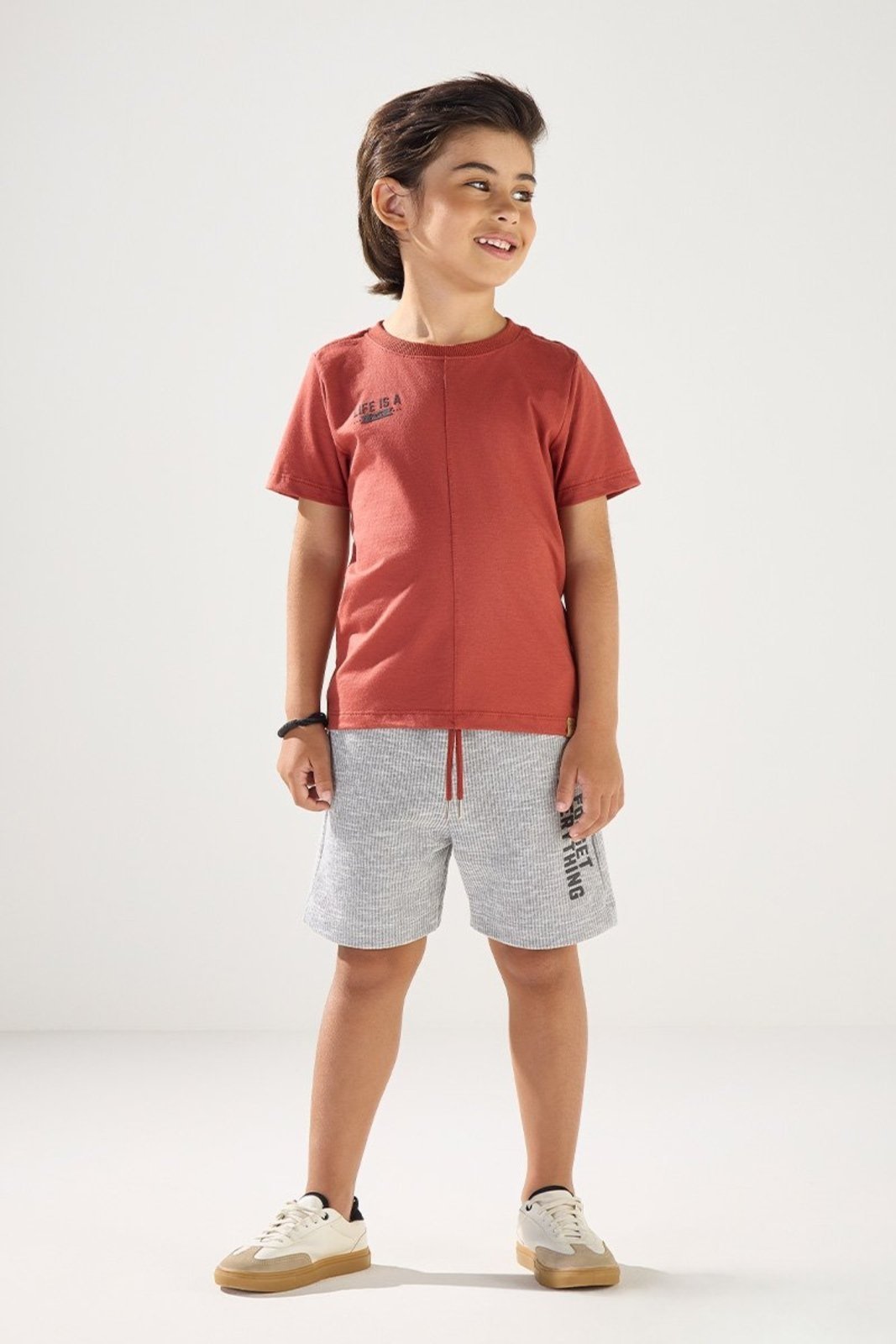 Infantil - Conjunto Camiseta com Recorte e Bermuda Moletom