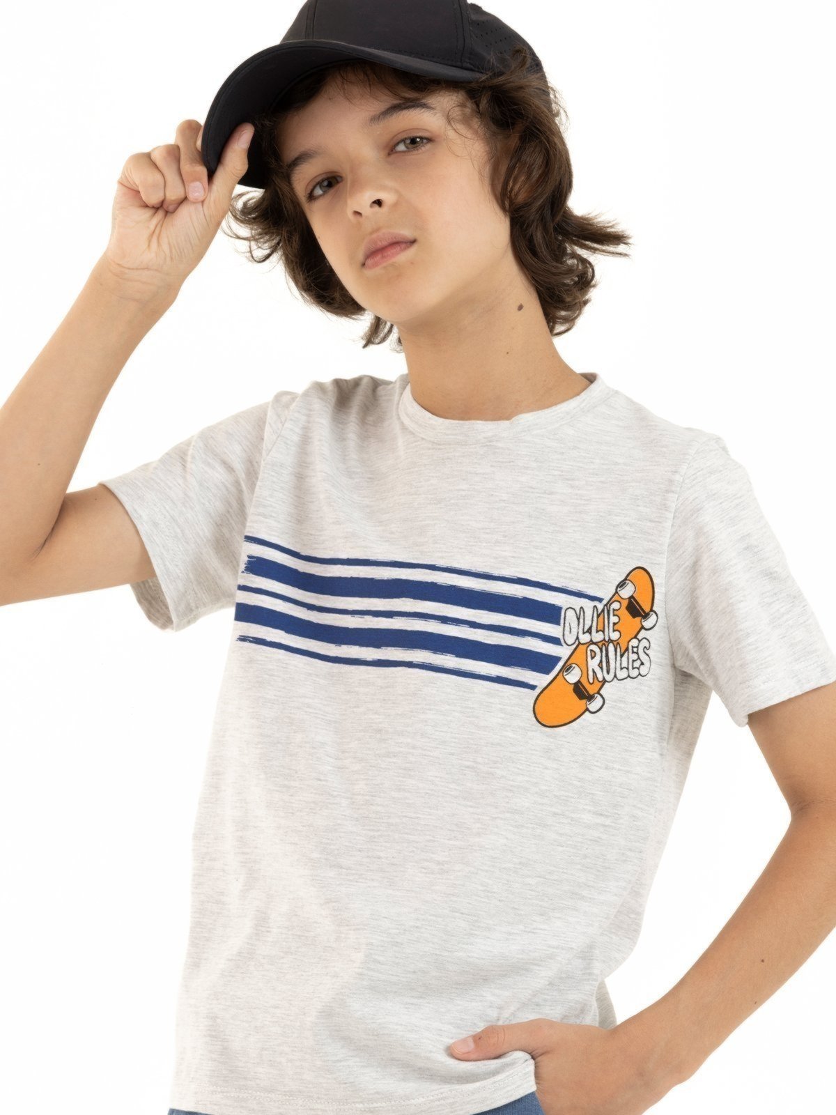 Vista 2 Infantil - Camiseta Menino Manga Curta em Algodão Manobra Insana Magicamente Kids branco Magicamente Kids branco