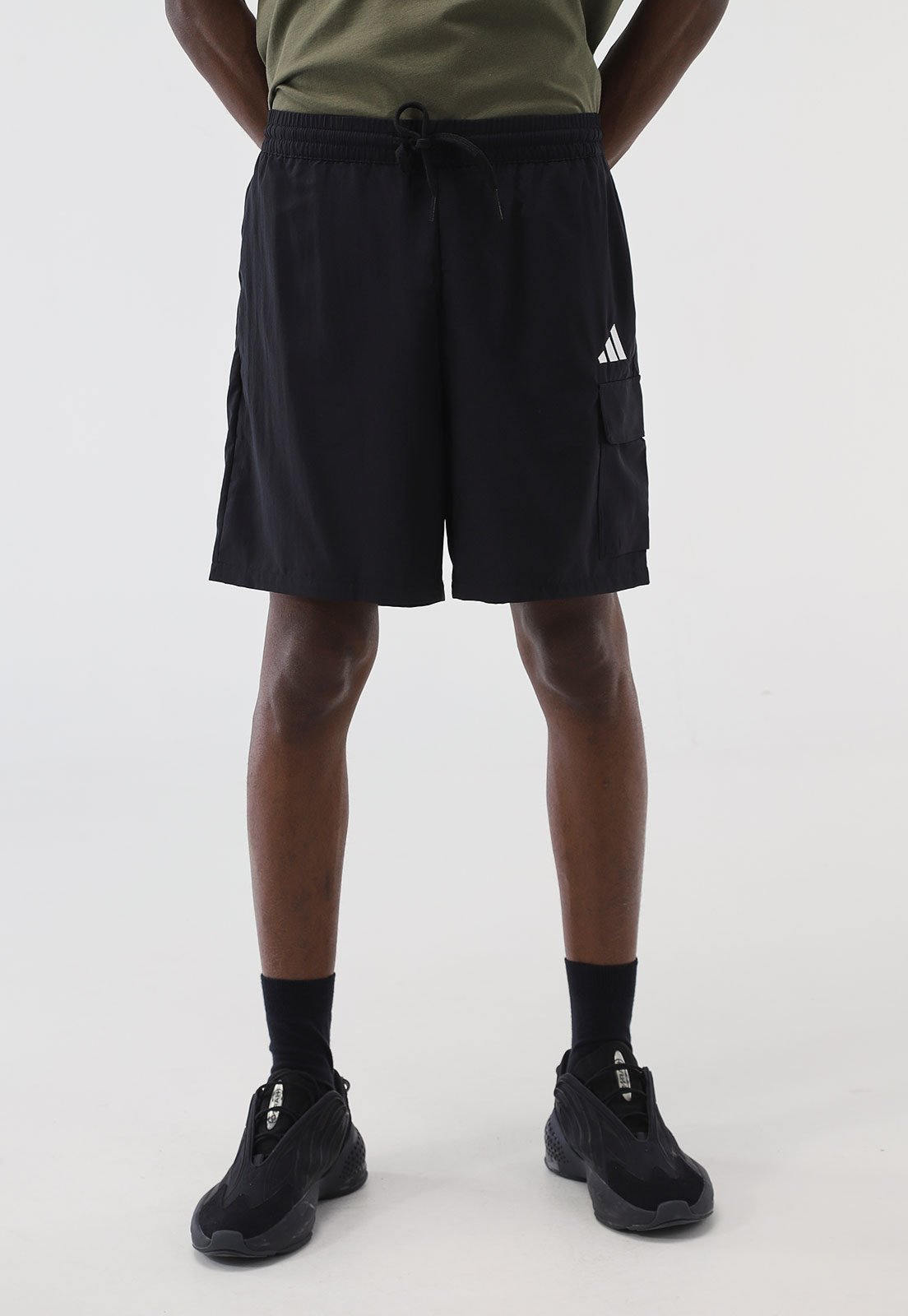 Bermuda adidas Sportswear Reta Cargo Chelsea Preta