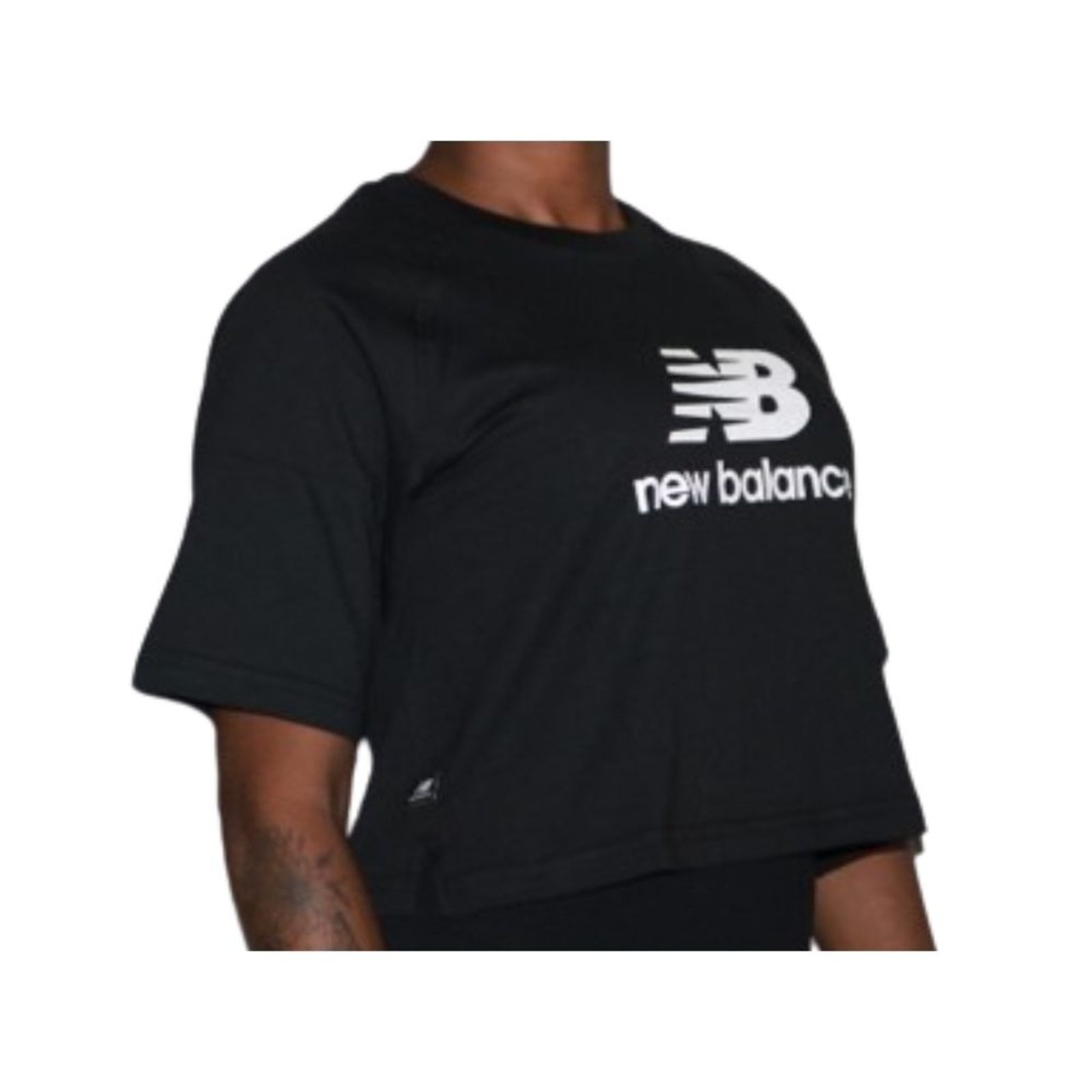 Vista 3 Camiseta New Balance Cropped Essentials Feminino preto New Balance preto