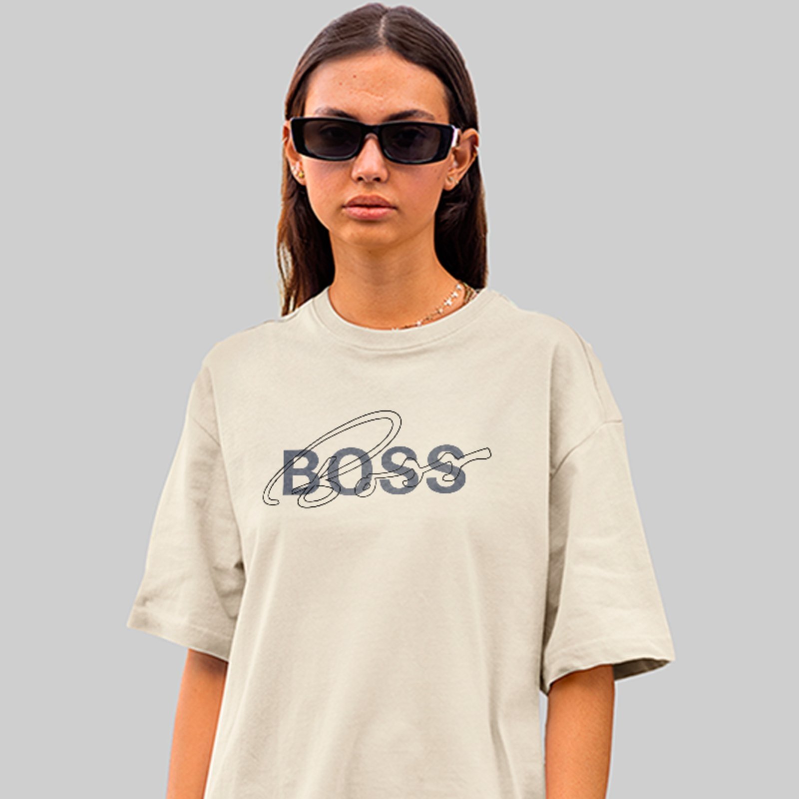 Camiseta Oversized Boss Signature Line Art Fashion Premium Off White