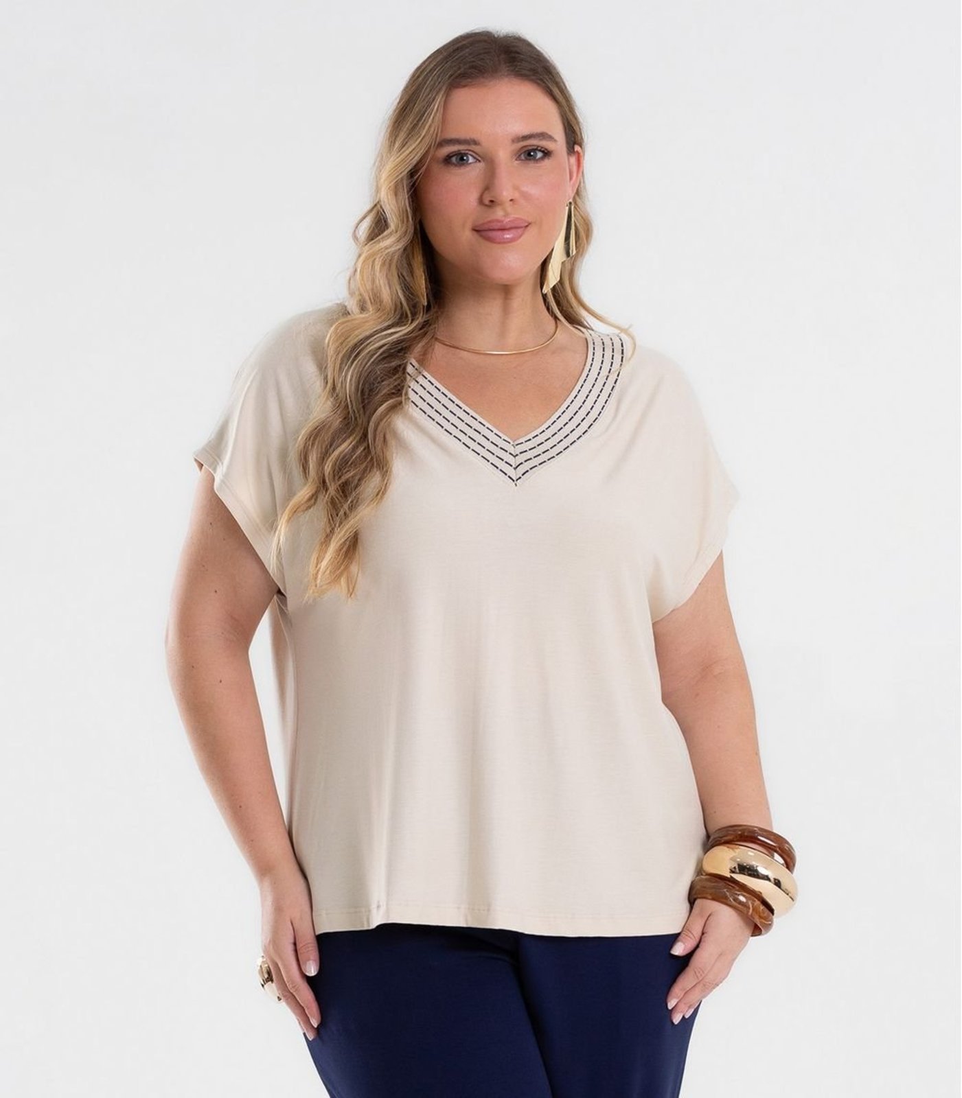 Blusa Feminina Manga Morcego Secret Glam Bege