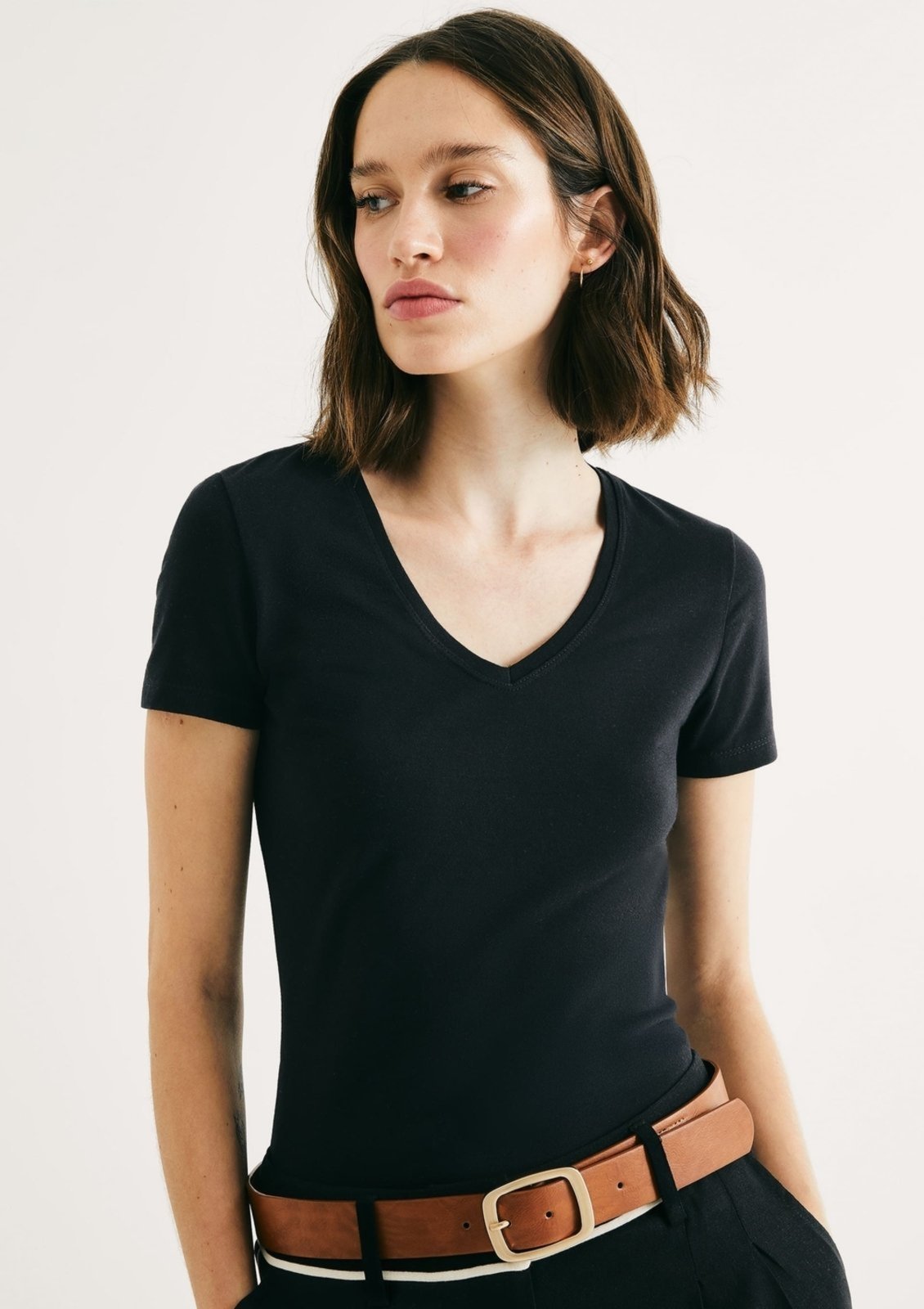 Blusa Básica Feminina Slim Decote V Hering