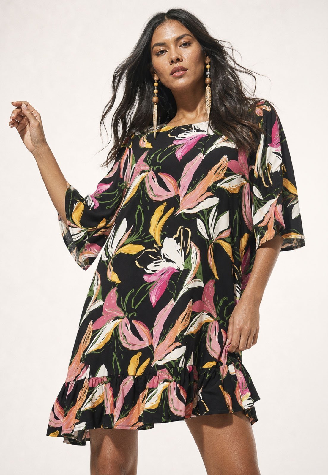 Vestido Amazonia Vital Curto Viscose Estampa Pétalas Noturna