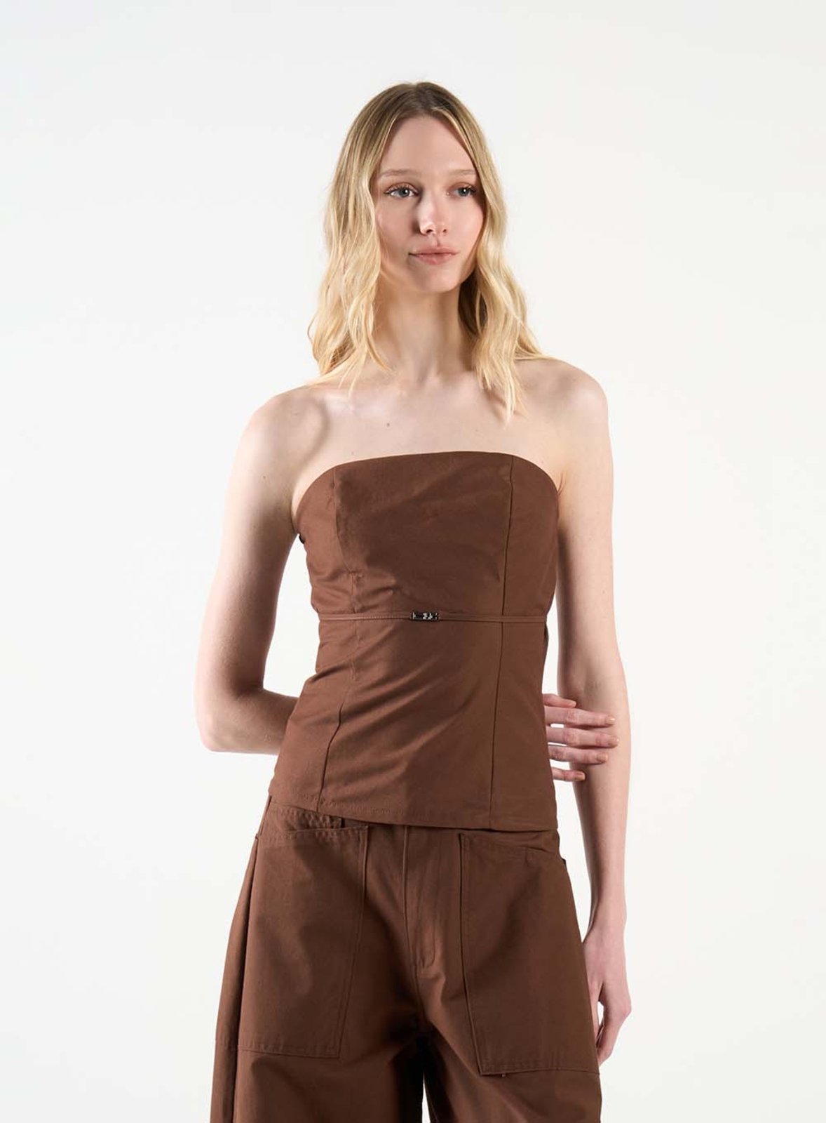 Vista 2 Blusa Slim Tomara que Caia com Lastex Colcci CLC Truffle marrom Colcci CLC marrom