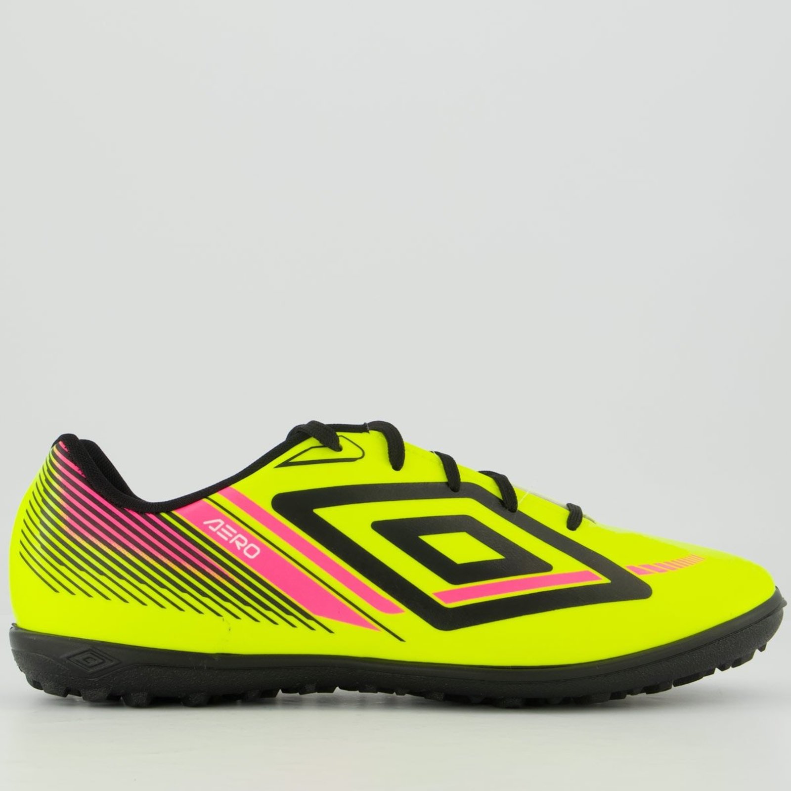 Chuteira Umbro Aerodynamic Society Verde e Preta