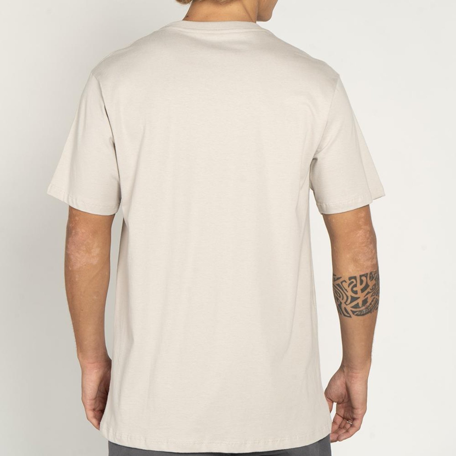 Camiseta Quiksilver Comp Logo Plus Size WT25 Masculina Areia