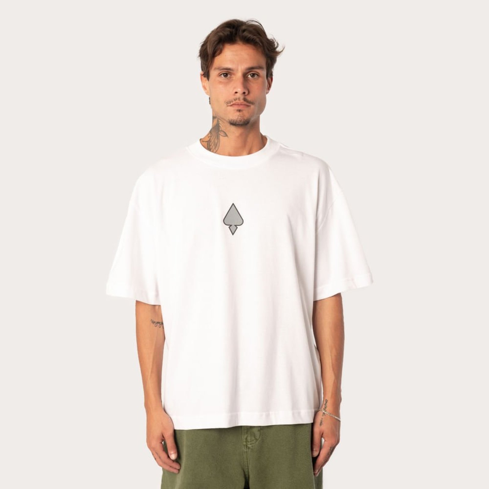 Camiseta Box Fit MCD Cut Espada
