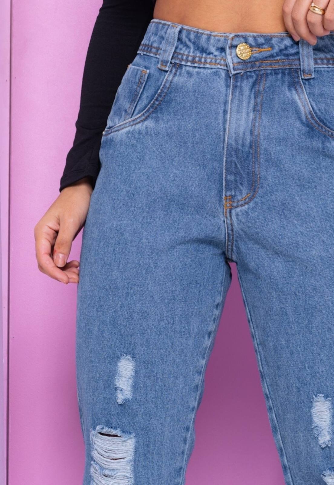 Vista 3 Calça Jeans Feminina Mom CCW Cintura Alta com Detalhes Destroyed e Rasgos Modernos CCW CENTRAL CAPITAL WEAR azul CCW CENTRAL CAPITAL WEAR azul