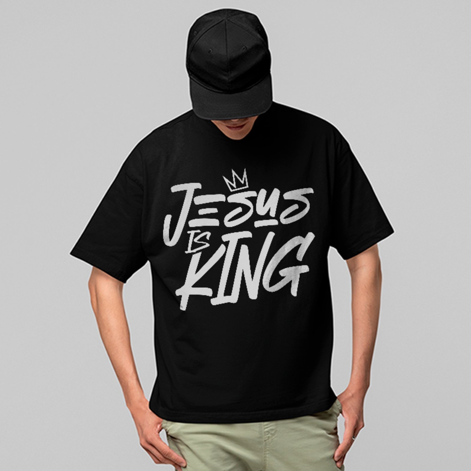 Camiseta Oversized Jesus Is King Streetwear Cristão Trend Preto