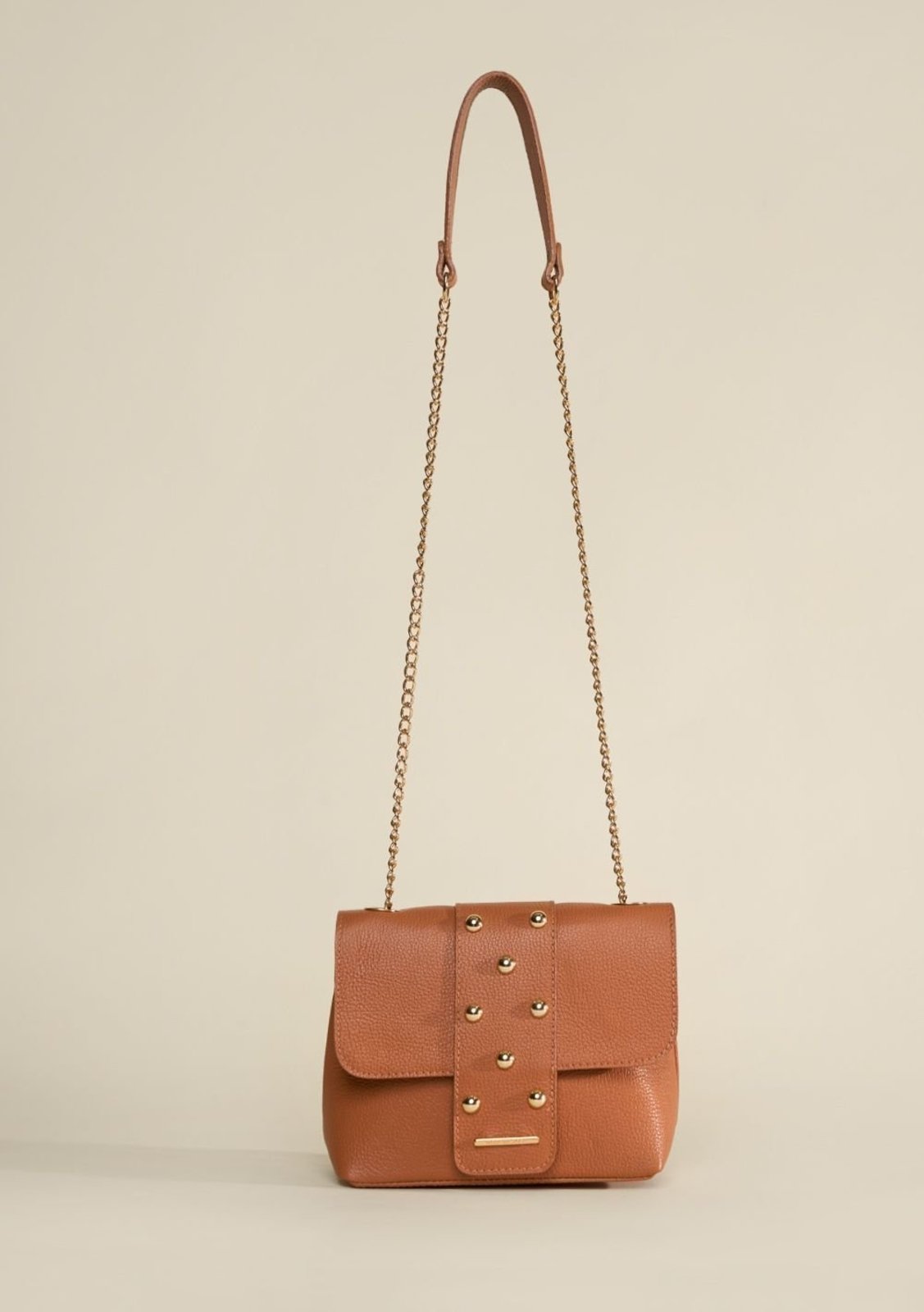 Bolsa Tiracolo Detalhe Tachas - Marrom